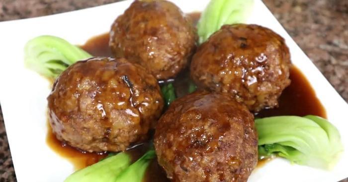 四喜丸子代表了四大喜事，味美色香做法简单，不愧是压轴菜