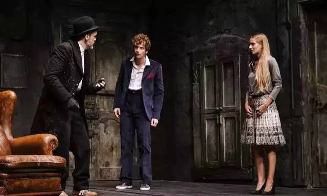 吝啬的人叫什么人