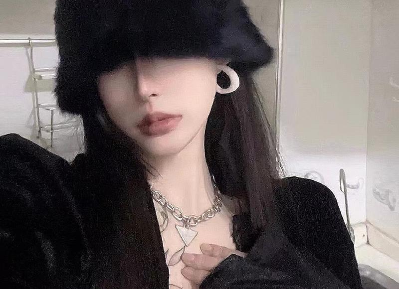  当夫妻之间出现矛盾时，应该如何解决呢