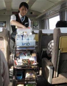 ​征集对联：“啤酒、饮料、矿泉水”下一联你能对出来多少？