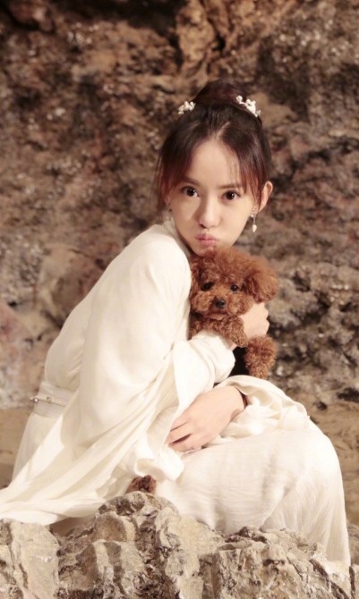 《爱情公寓》“诺澜”的近照,网友:变化太大,曾小贤都认不出了