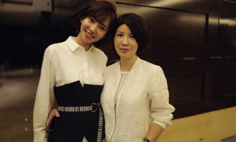 《爱情公寓》“诺澜”的近照,网友:变化太大,曾小贤都认不出了