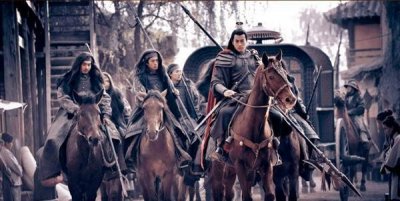 ​纯靠颜值吃饭？《三国演义》里吕布的方天画戟到底是什么来头