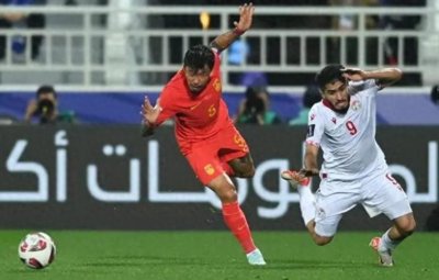 ​宋凯督战国足训练释放什么信号？扬科维奇帅位稳吗？央视或帮倒忙