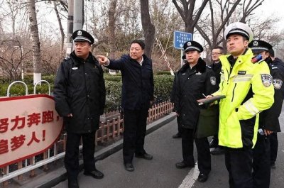 ​王立朝再次实地调研督导交通管理工作