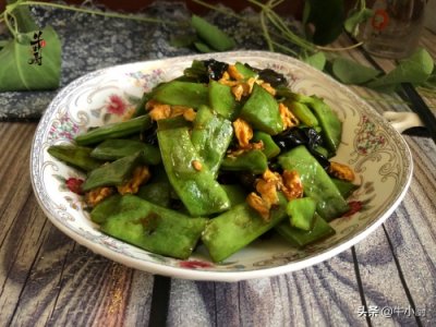 ​厨师教你小妙招，芸豆炒之前多加1步，做出来颜色翠绿口感好