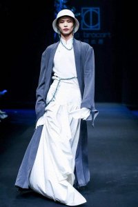 ​从乡村野模到国际超模—陆仙人