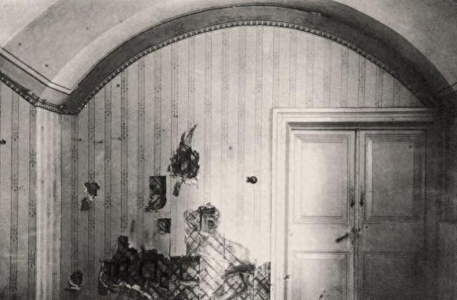 末代沙皇珍贵老照片：地下室墙壁布满弹孔，沙皇遗体被丢入矿井