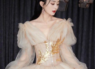 ​赵薇泼粪事件背后的真相