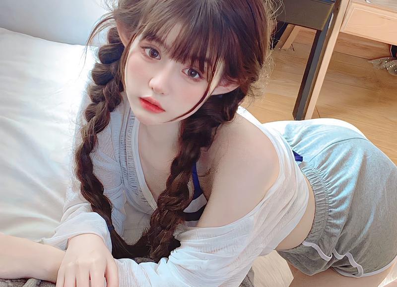 真实人的阴阳眼图片（阴阳眼狗狗图片）