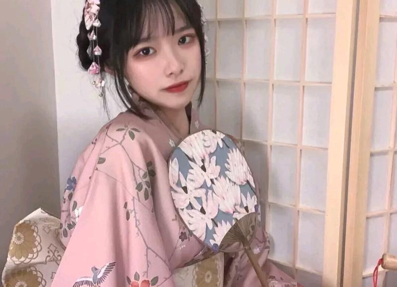 怎样哄女孩子开心 哄女孩子开心的甜言蜜语