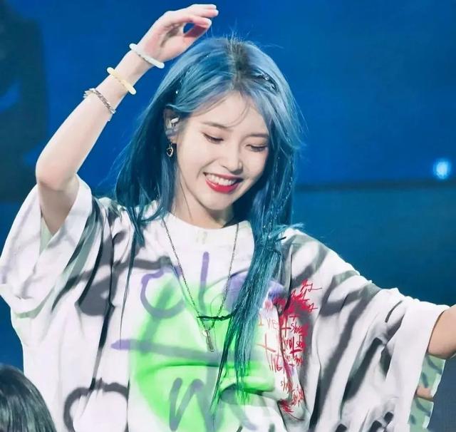 黄黑皮短发挑染发色推荐（她们的同款挑染马上安排）(10)