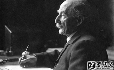 ​托马斯哈代妻子是谁 托马斯哈代娶了几个老婆