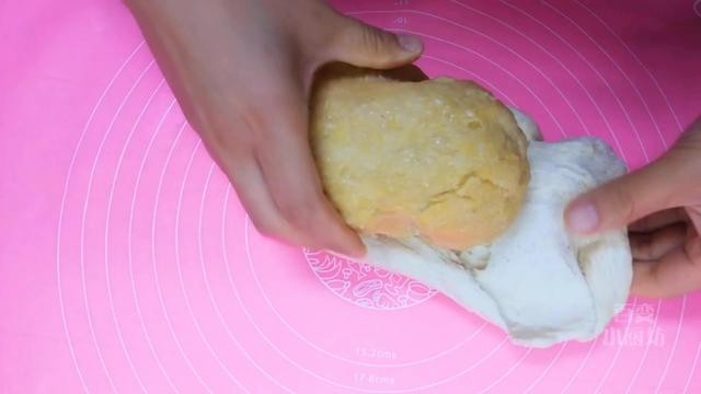 油饼怎样做才能又酥又松软(家常油饼最详细的做法)(5)