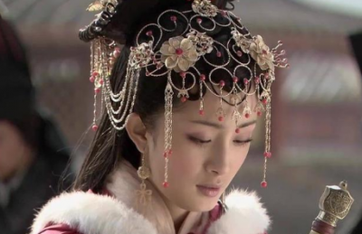 ​王昭君出塞前过着怎样的生活？她为什么会被派去和亲？