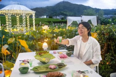 ​天门山文学首席作家.随笔||董茂生：我在五夫结识的两位“荷仙”