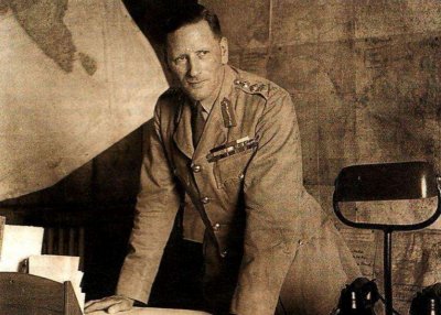 ​战胜隆美尔的英雄，名将奥金莱克，为何成了二战被遗忘的功臣？