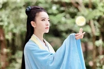 ​赵飞燕，一个让皇帝死在妹妹床上的女人