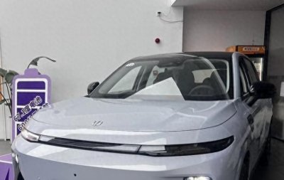 ​零跑B10正式亮相，2735mm轴距 玛莎拉蒂底盘，600km续航超值体验