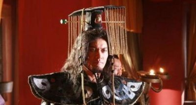 ​封神榜中鸿钧老祖的祖师爷是始祖神，他还是女娲娘娘的孩子