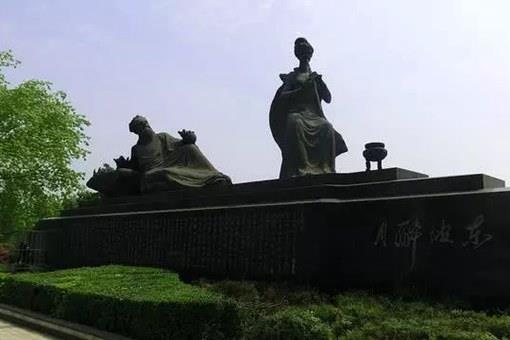 苏轼生于眉州什么地方?